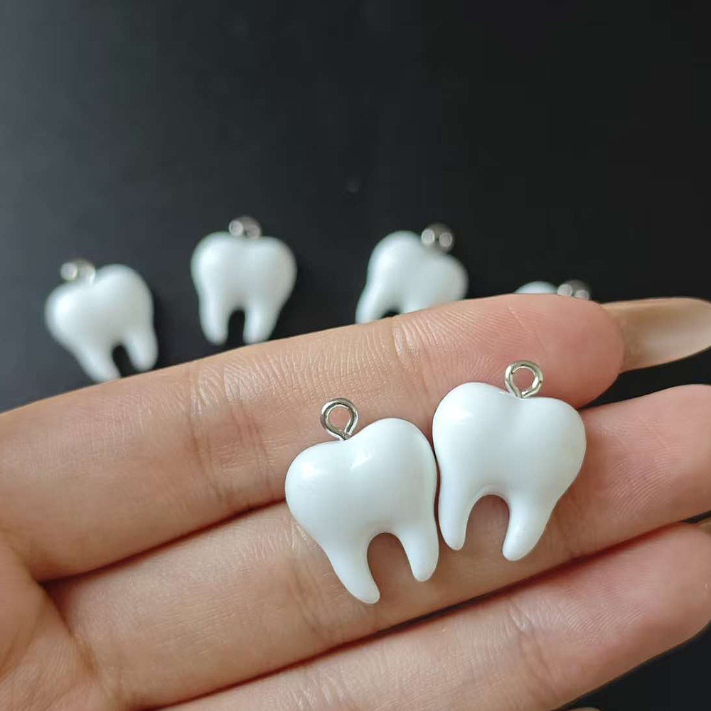 10 Buah Liontin Resin Gigi Put - Resin Art Box ulasan dan harga